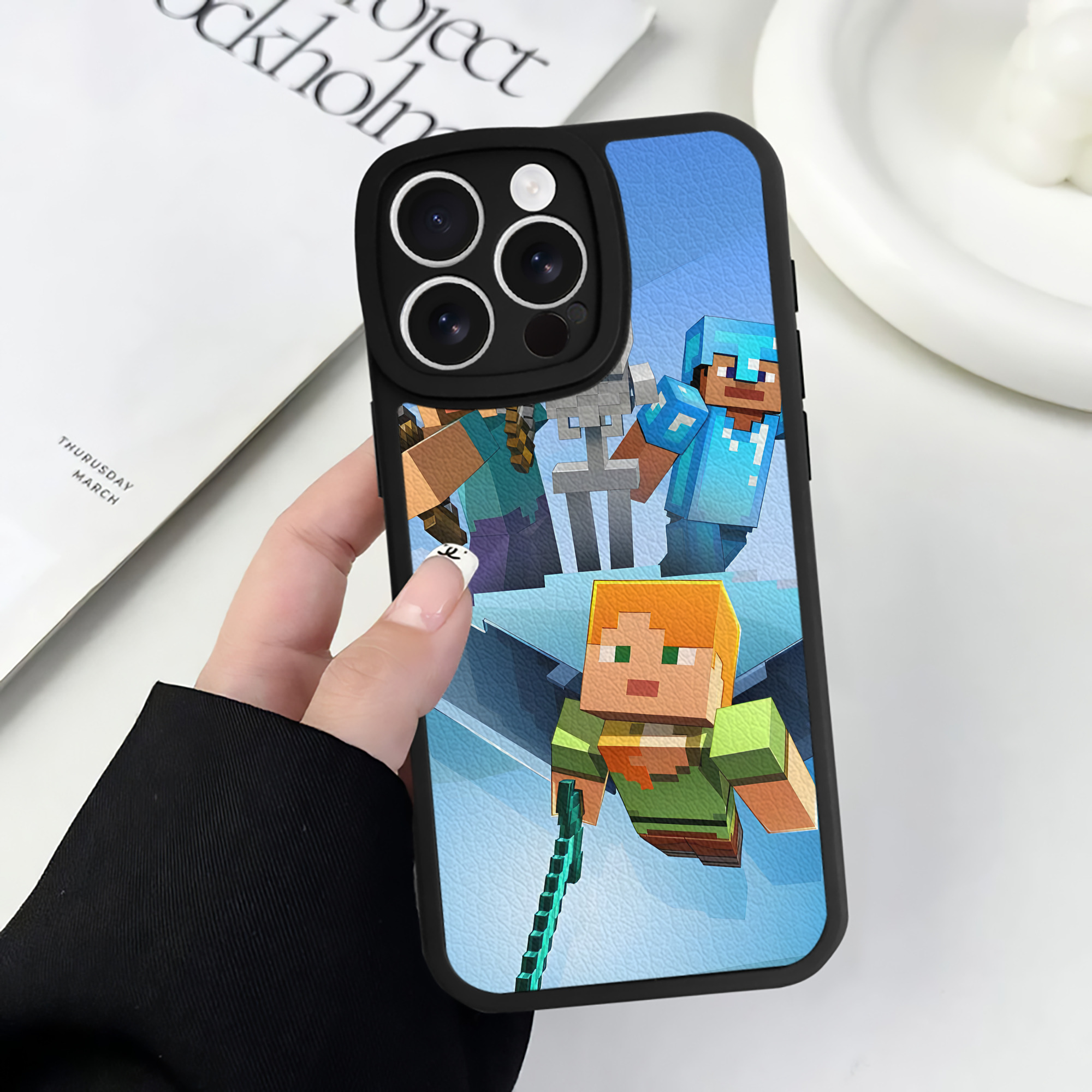 （画像用） マインクラフト ブロックの世界 Minecraft MC Block world 【iPhone 16シリーズ対応】シリコンスマホケース（レザー調） 材質：シリコン